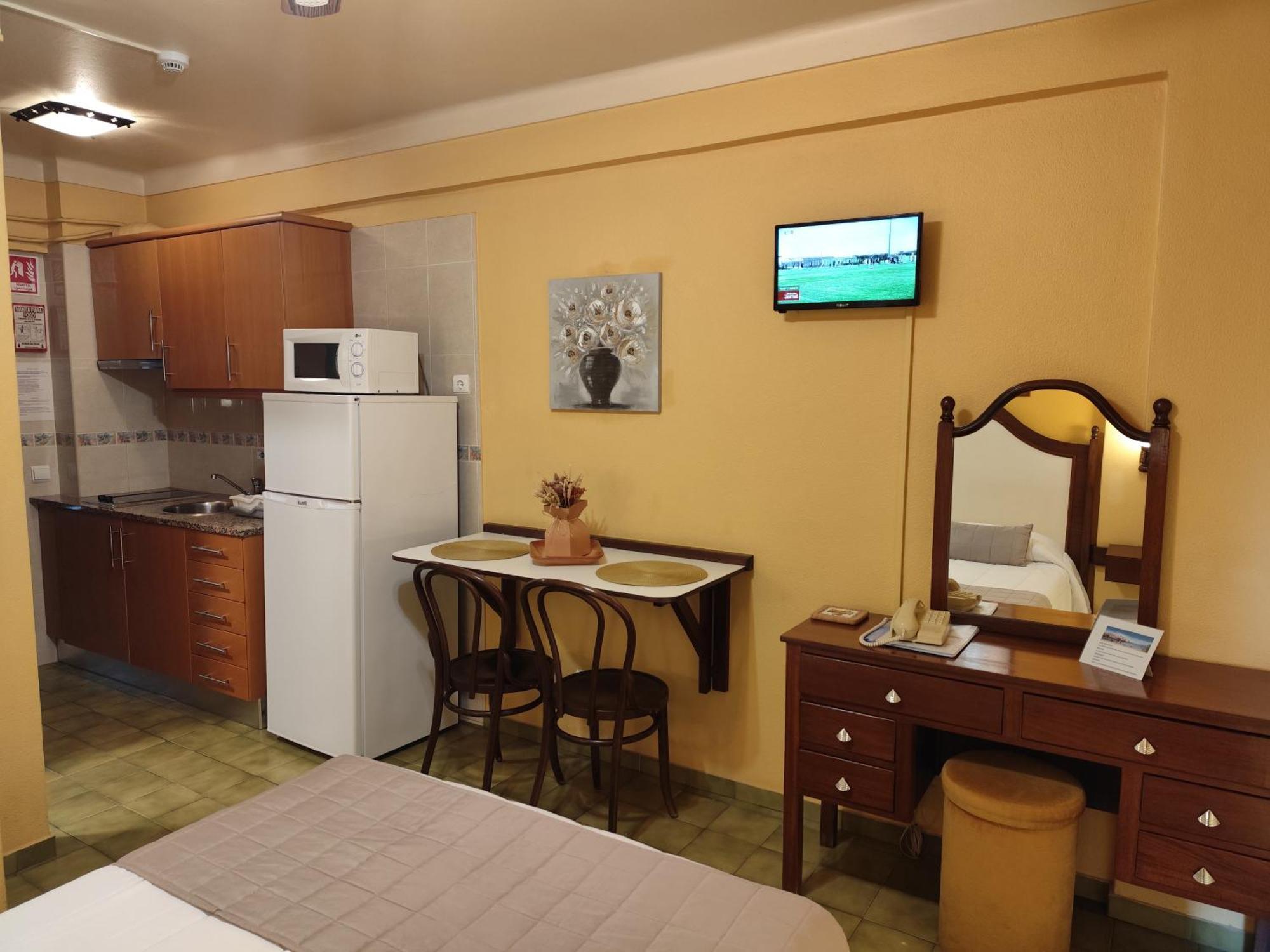 Apartamentos Turisticos Praia Grande Ferragudo  Dış mekan fotoğraf
