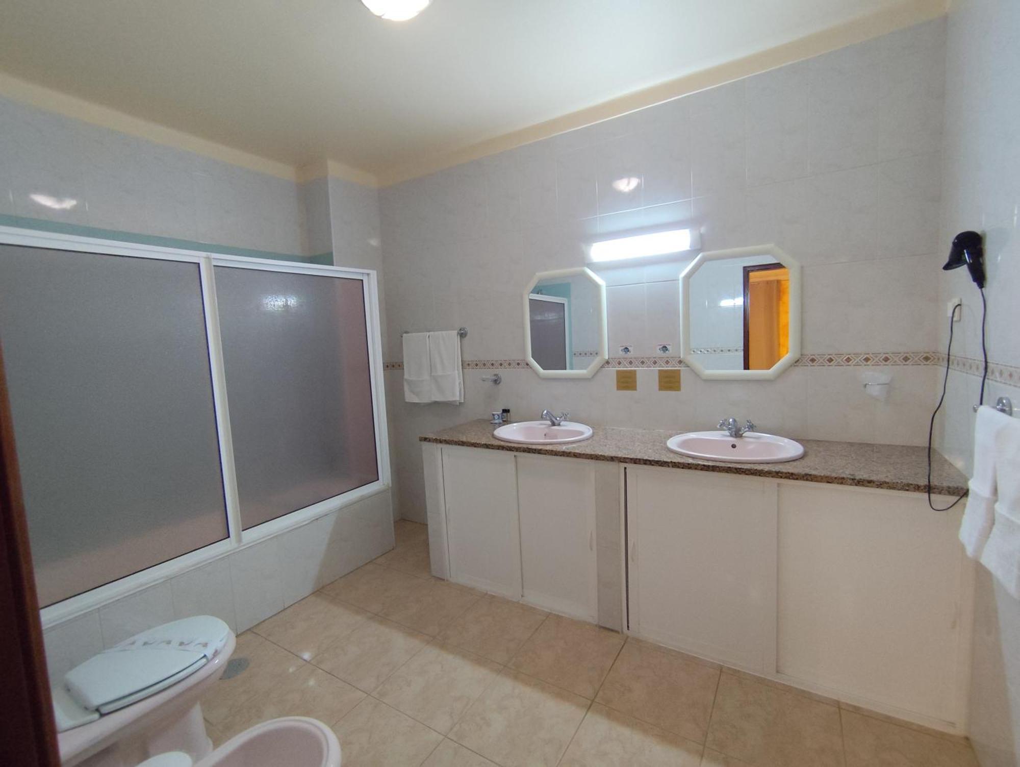 Apartamentos Turisticos Praia Grande Ferragudo  Dış mekan fotoğraf
